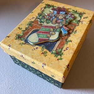 Susan Winget Christmas Cardboard Gift Box 5” x 6” x 3”